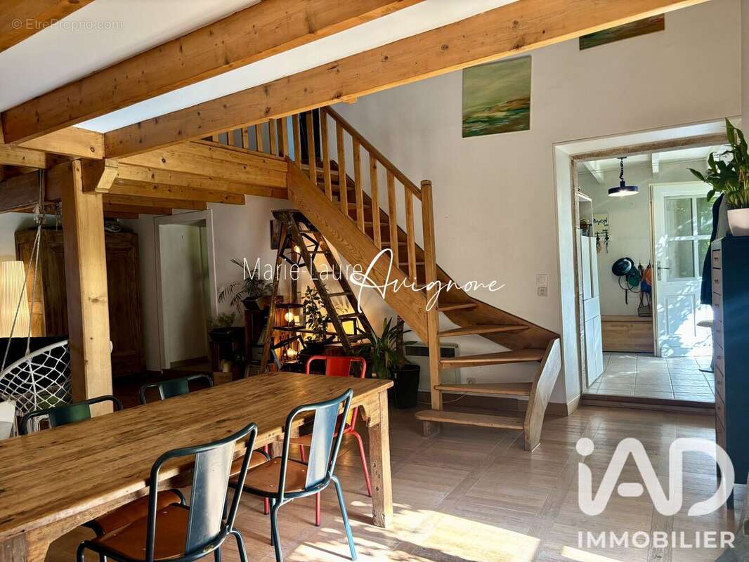 Maison 196 m² à Saint-Marcel-Les-Sauzet  - photo 5