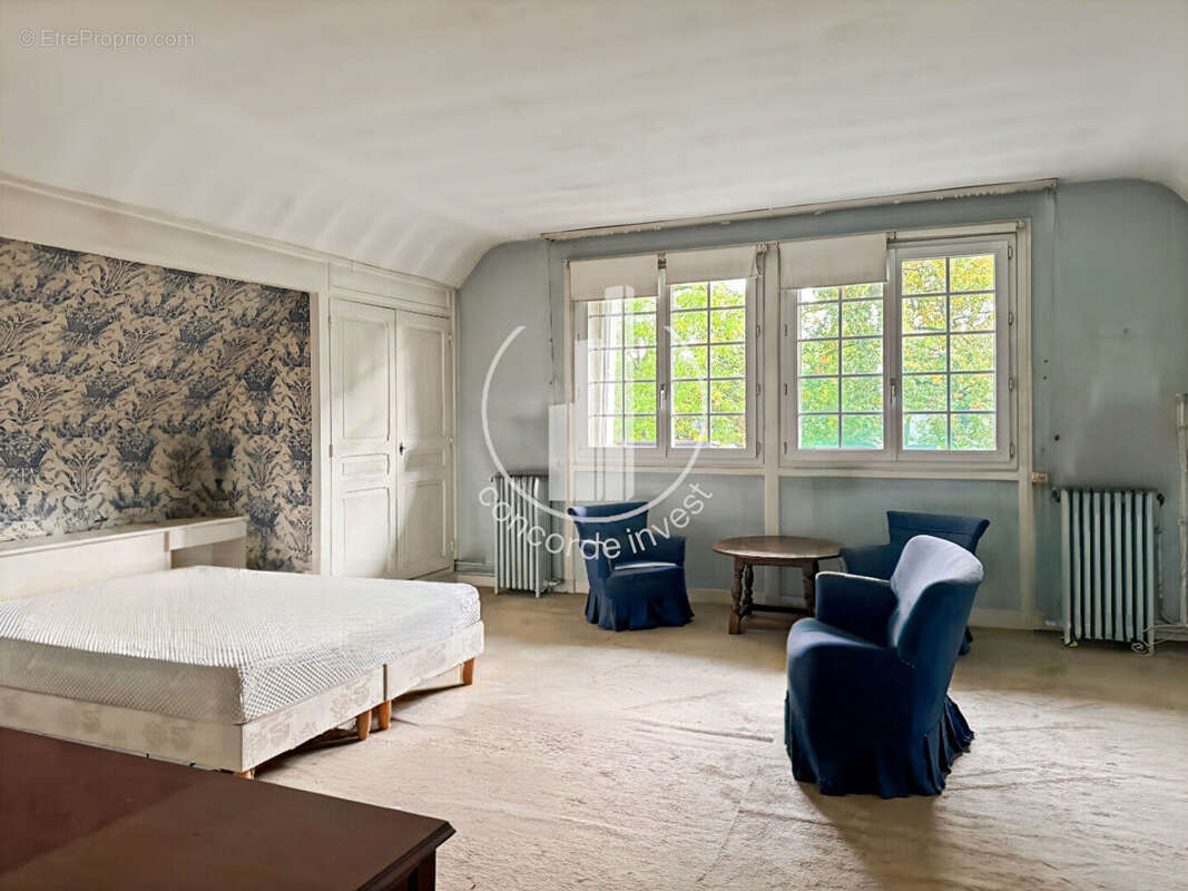 Appartement - 5 chambres - proche Golf de St Cloud - photo 6