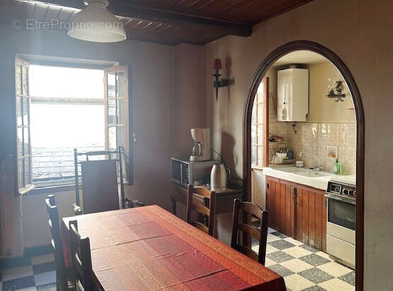 Appartement avec vue panoramique et cave - photo 2