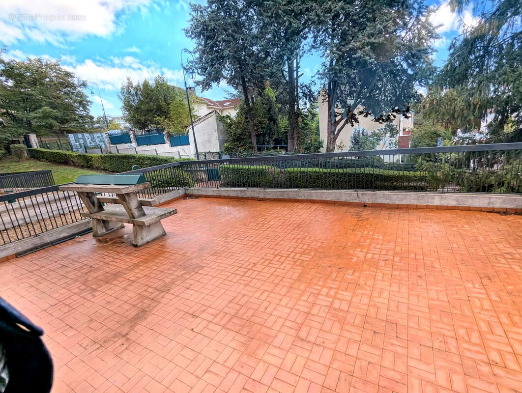 Appartement à FONTENAY-AUX-ROSES