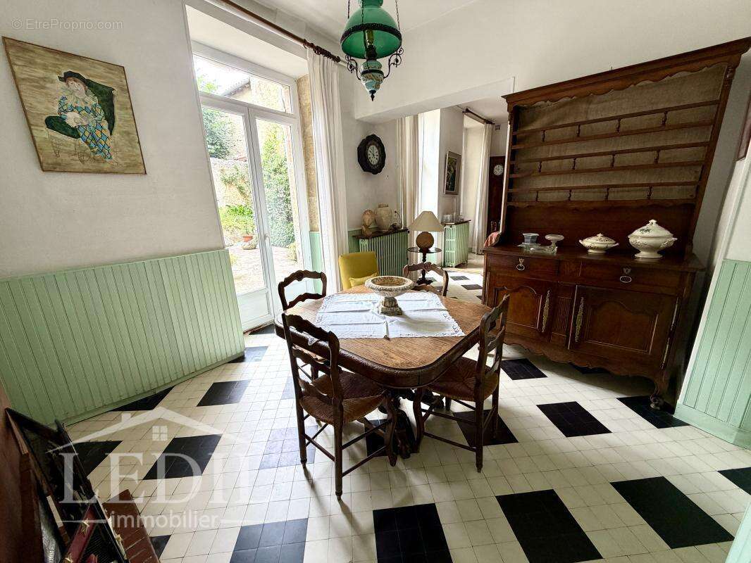 Splendide maison de ville avec garage et jardin - photo 6