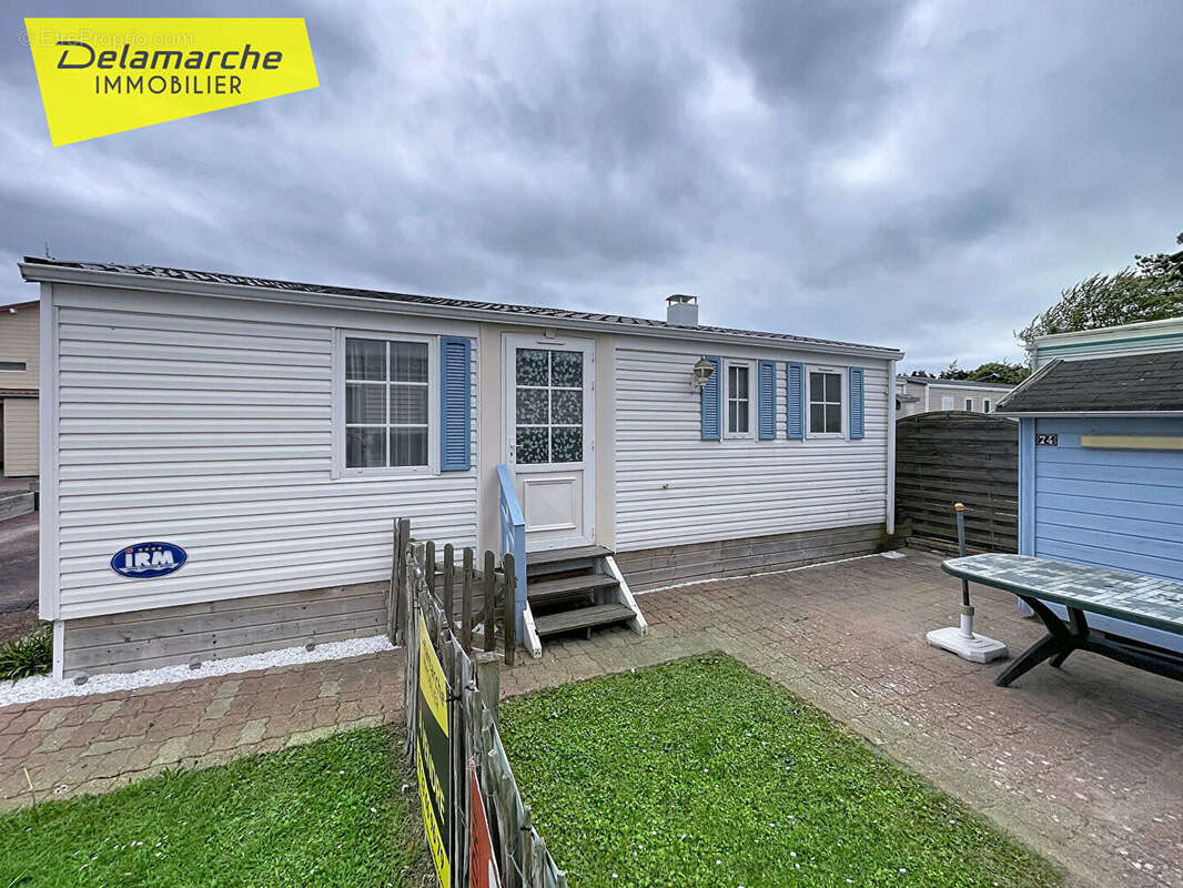 Maison à MONTMARTIN-SUR-MER