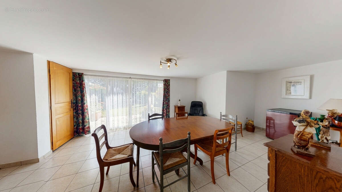 Maison 183 m² à Cottance  - photo 5