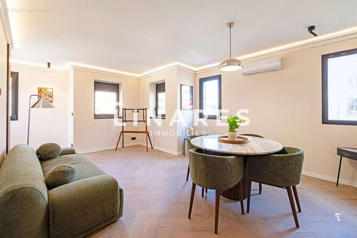 Appartement à MARSEILLE-7E