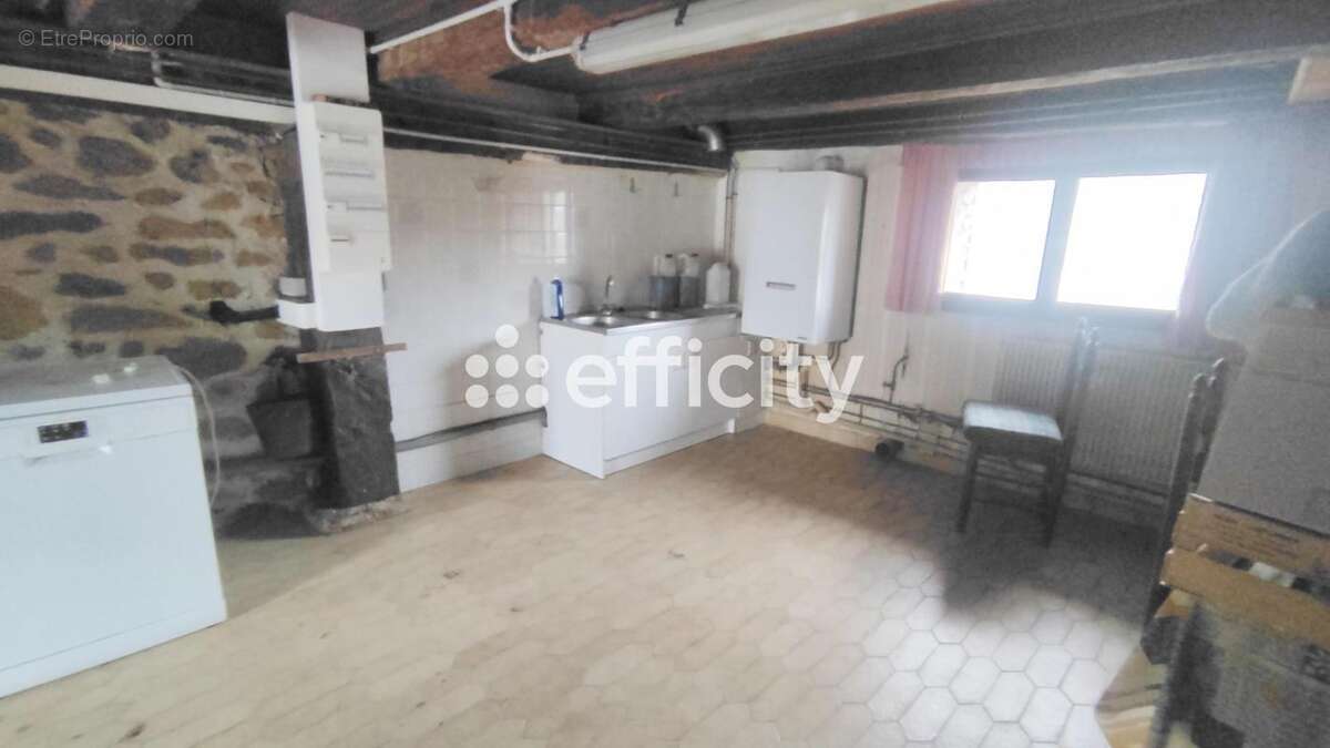 Maison 185 m² à Rilhac-Treignac  - photo 12