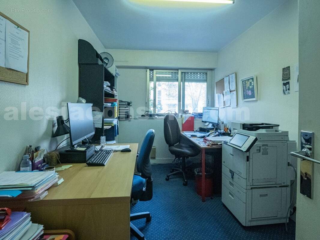 lecl93-math-bx--4 - Commerce à PARIS-14E