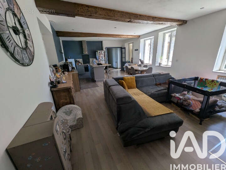 Maison 130 m² à Mont-Saint-Sulpice  - photo 7
