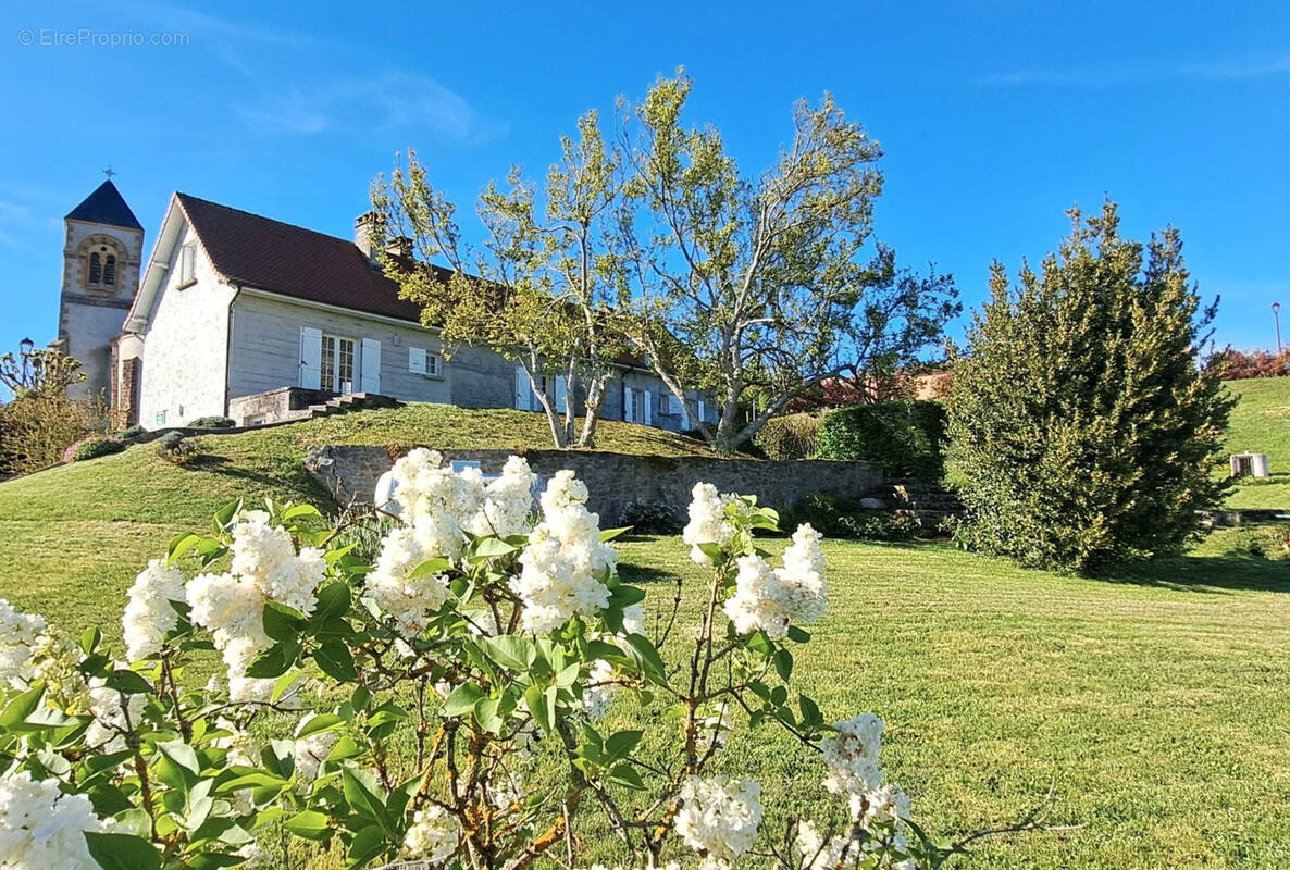 Maison à PERRIGNY-SUR-LOIRE