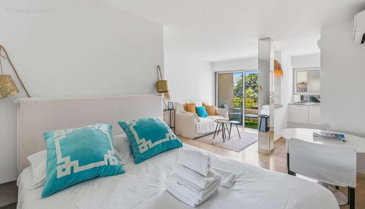 Cannes - studio rue d'antibes - photo 3