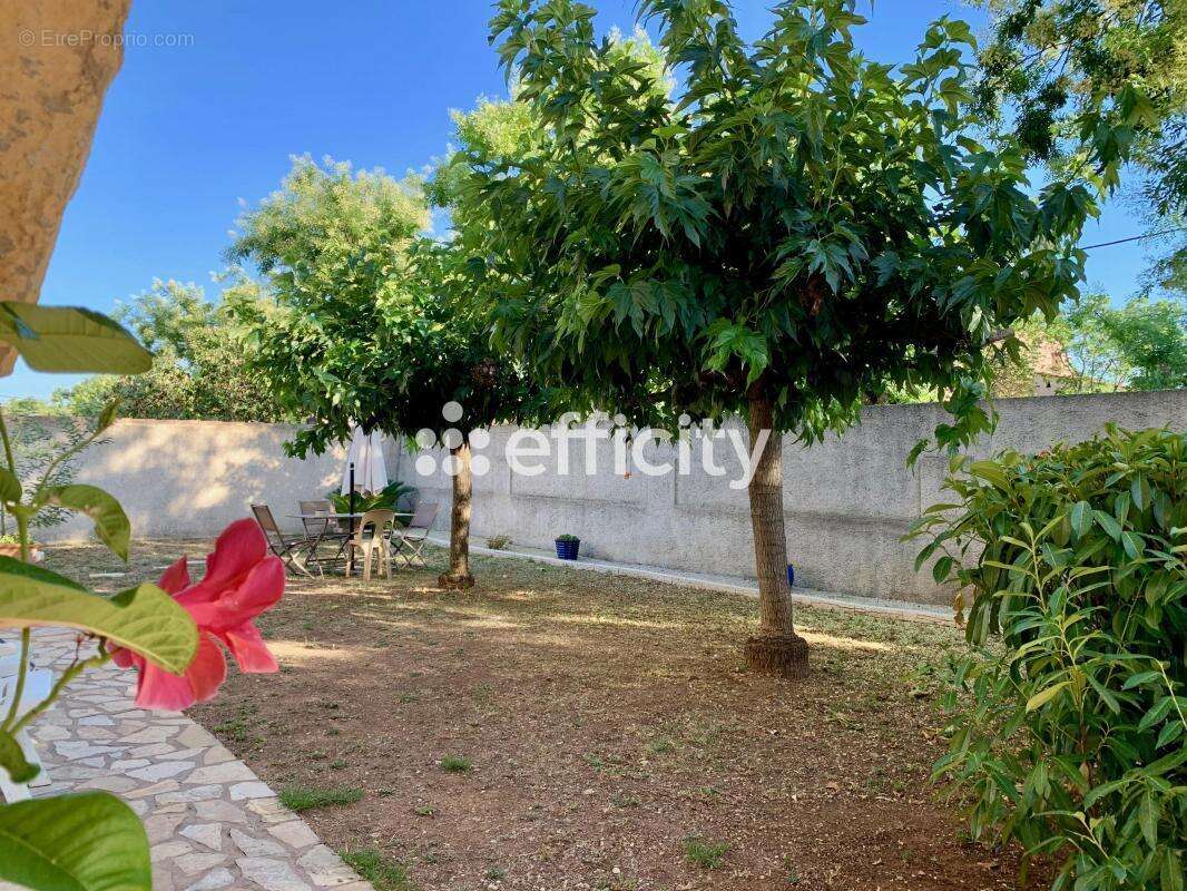 Maison à COURNONTERRAL