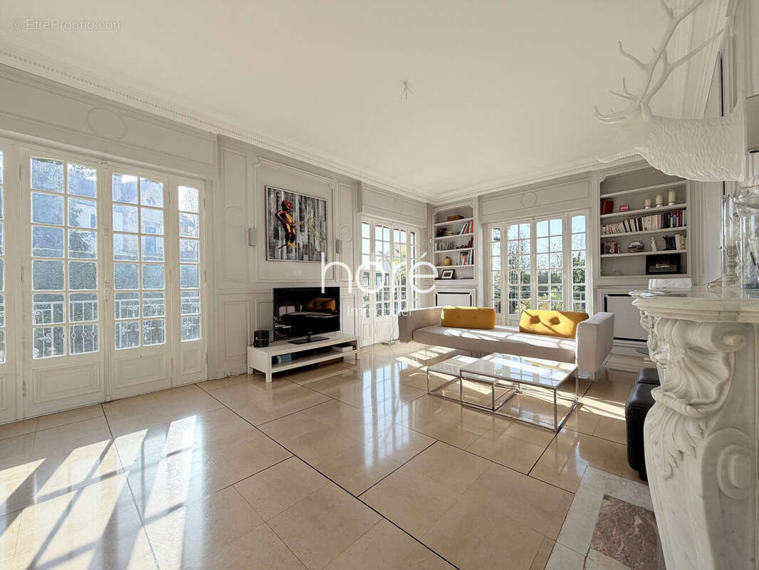 Maison à BEAUCHAMP