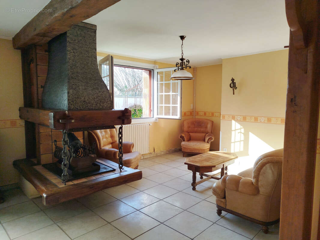 Maison à MONSEGUR