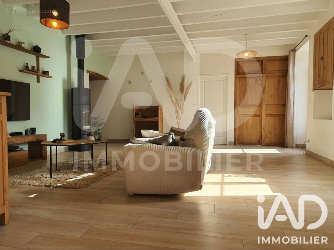 Photo 1 - Maison à CHASSENEUIL-SUR-BONNIEURE