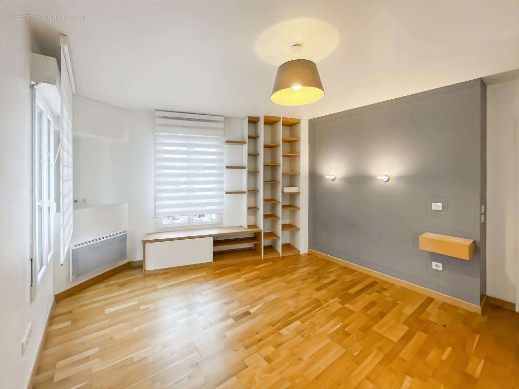 Appartement à SEVRES