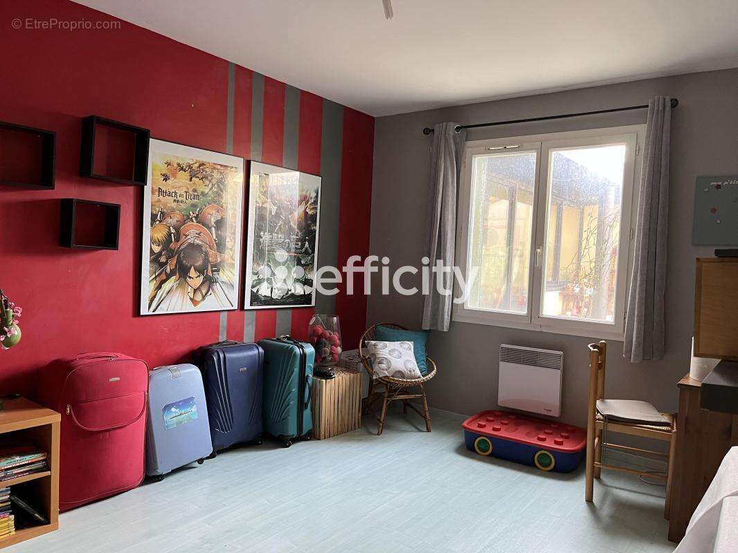 Maison à SAINT-GELAIS