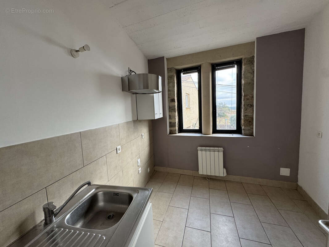 Appartement à MONTPEYROUX