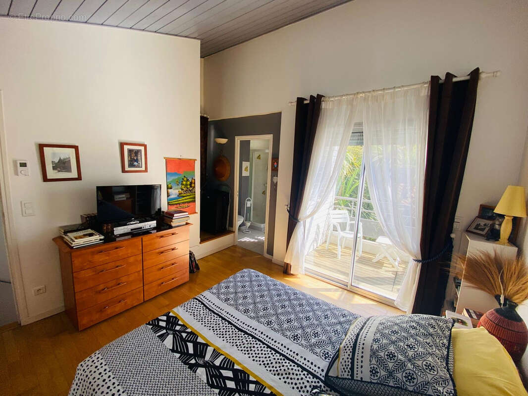 Maison à SAINT-CYPRIEN