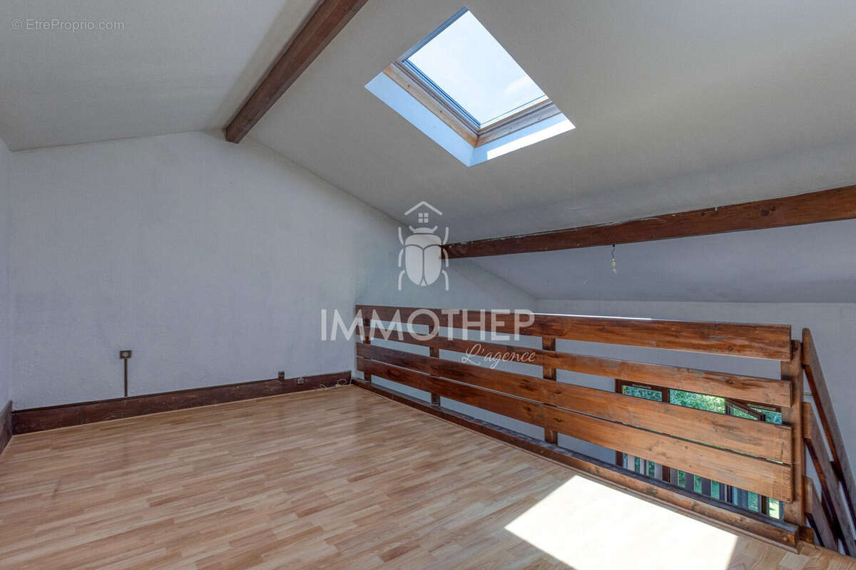 Appartement à MOIRANS