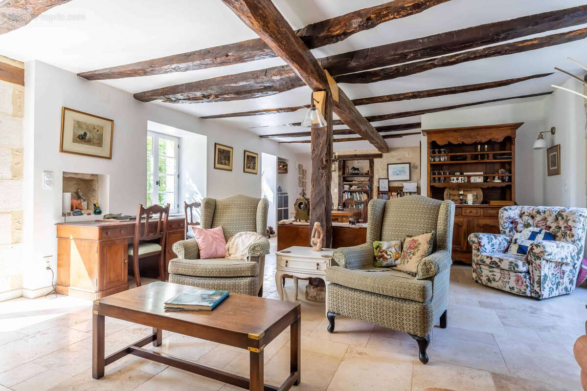 Smallholding in a beautiful location - photo 10
