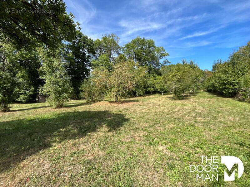 Maison à VAL-DE-MEUSE