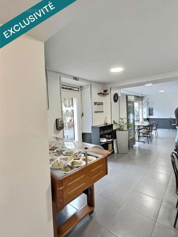 Photo 5 - Commerce à TRIEL-SUR-SEINE