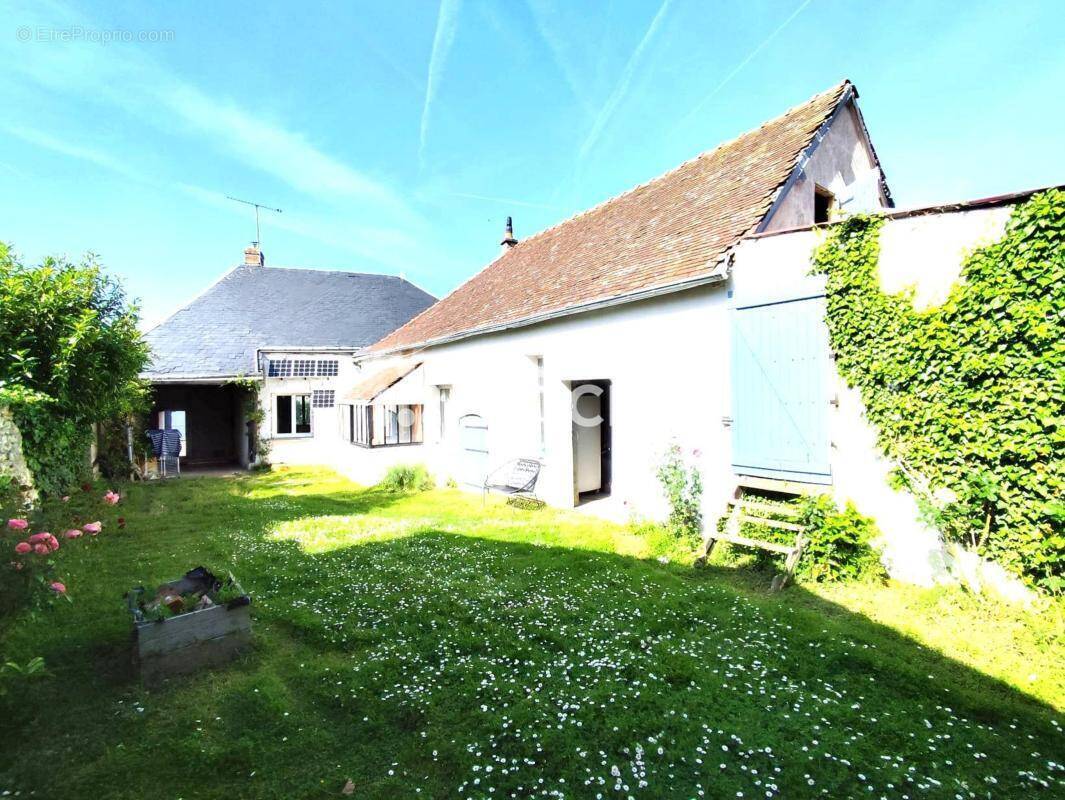 Maison à MAINVILLIERS