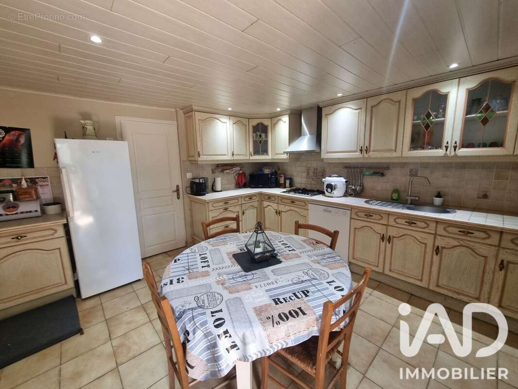 Maison 142 m² à Pouzauges  - photo 9