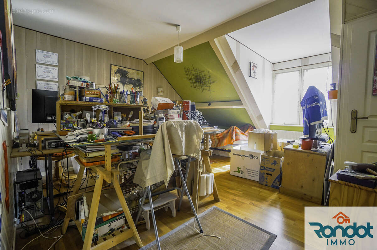 Maison à MAREY-SUR-TILLE