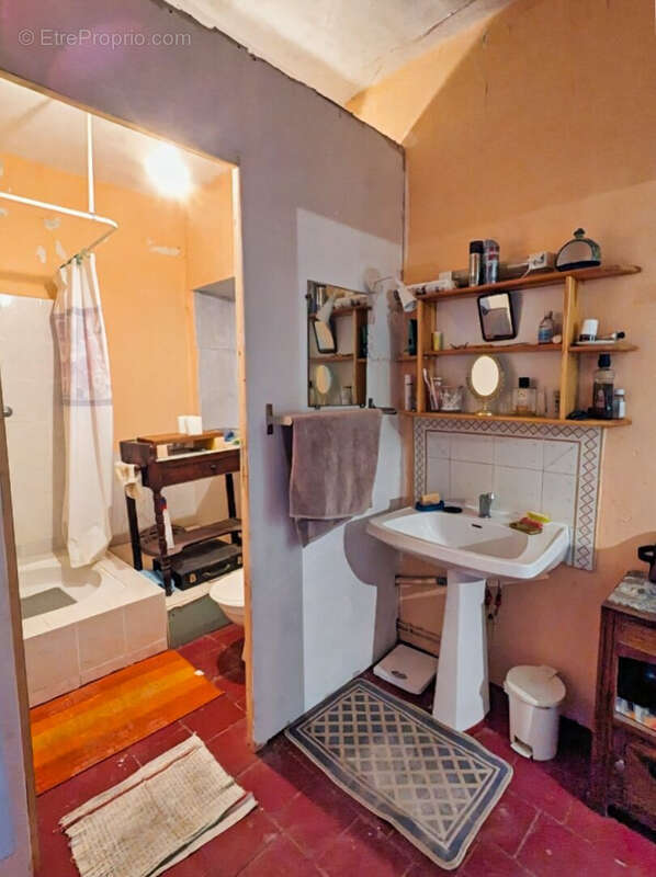 Maison à CASCASTEL-DES-CORBIERES