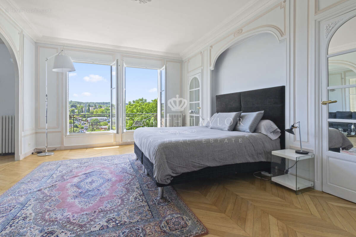Maison à SAINT-GERMAIN-EN-LAYE