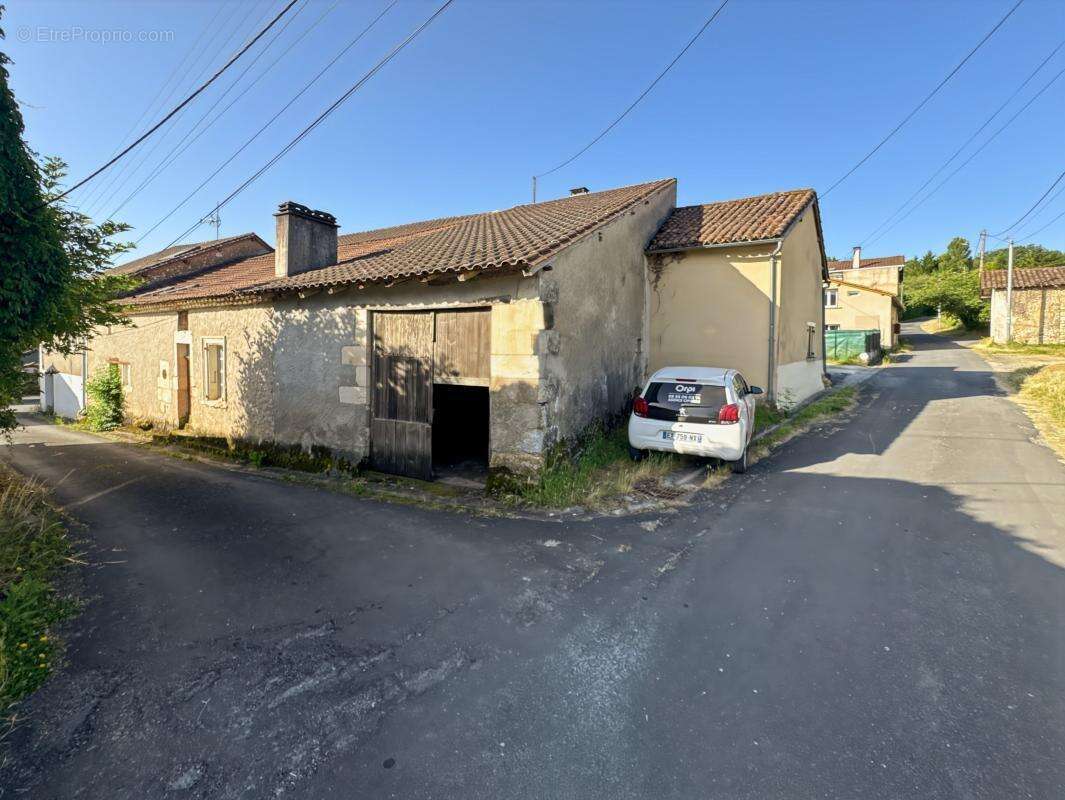 Maison À Vendre - photo 2