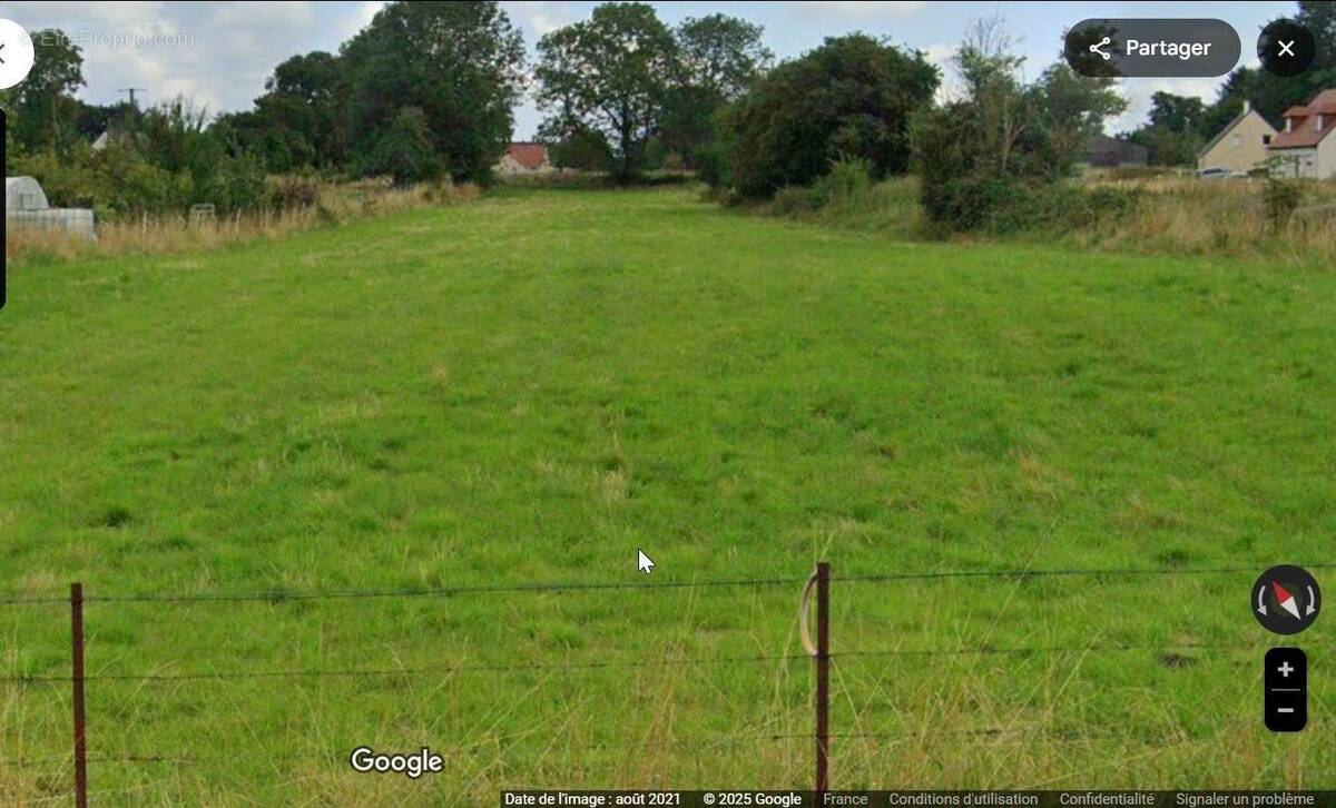 Terrain à FLERS-SUR-NOYE