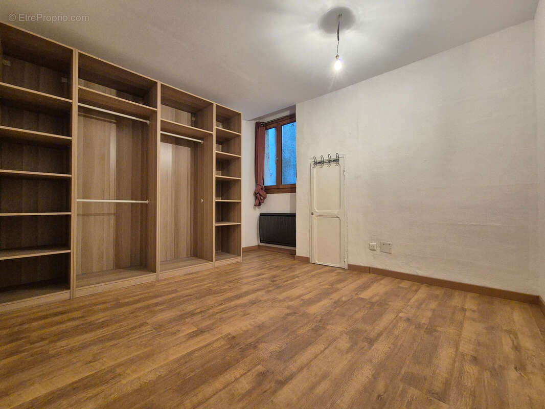 Appartement à AUPS