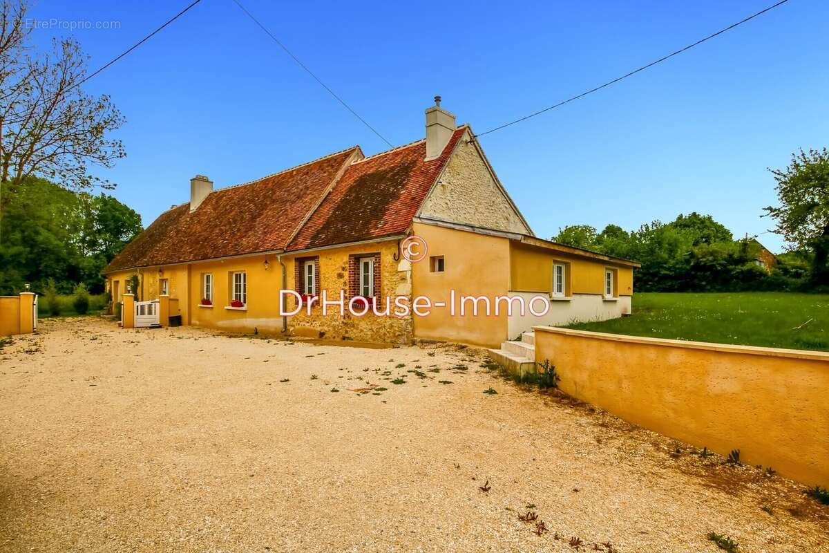 Maison à ARGENVILLIERS