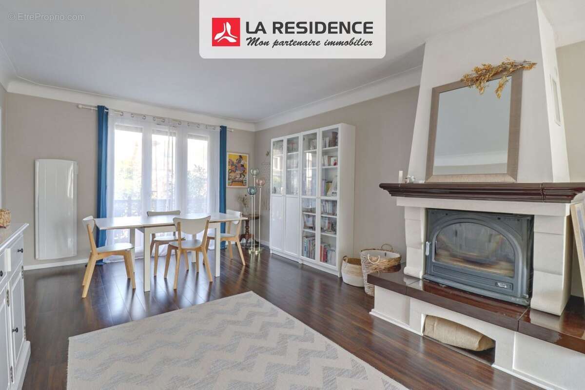 Maison à VERNEUIL-SUR-SEINE