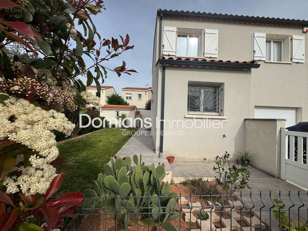 Maison à TROUILLAS