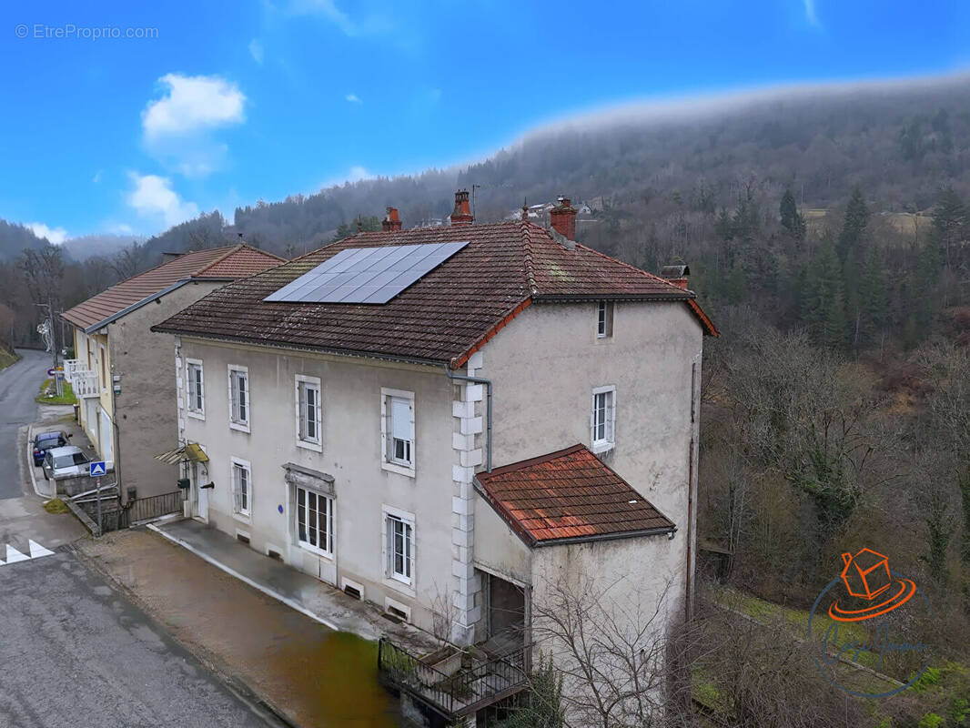 Appartement à SAINT-GERMAIN-DE-JOUX