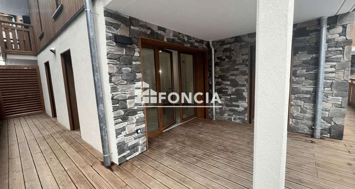 CHAMPAGNY-EN-VANOISE - LA VALLOISE - Spacieux T3 + Cabine avec grande terrasse et parking couvert ! - photo 17