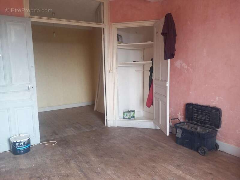 Appartement à THIERS