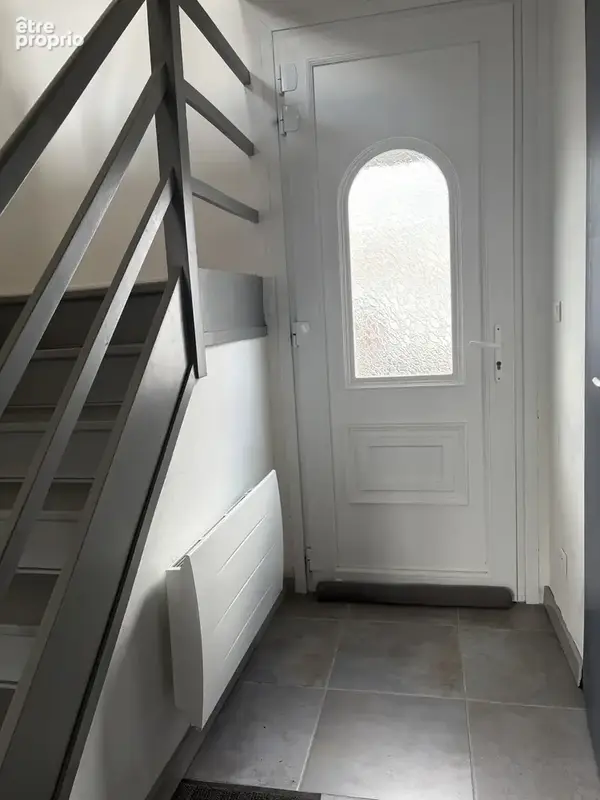 Maison semi mitoyenne de 80 m2 hab environ bâtie sur 243 m2 - photo 3