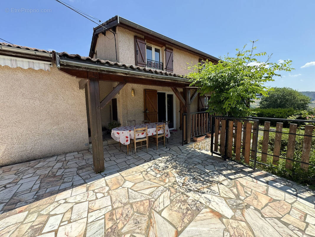 Photo 1 - Maison à AMPLEPUIS