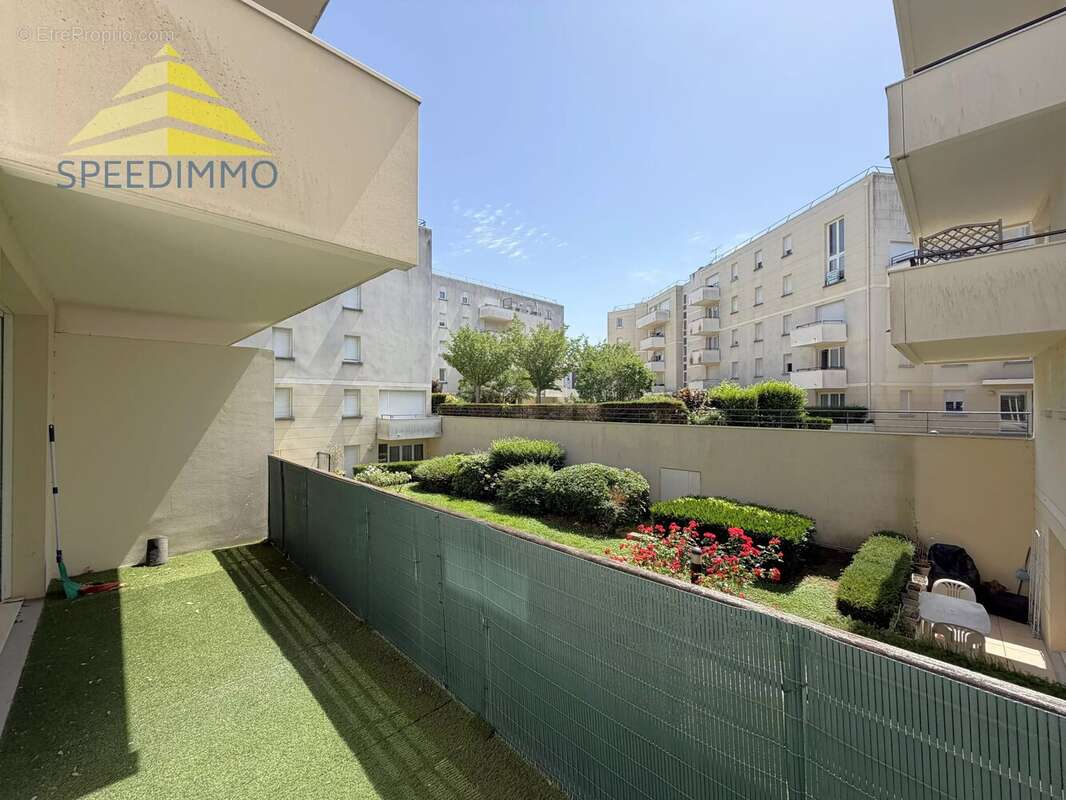 Appartement à COMBS-LA-VILLE
