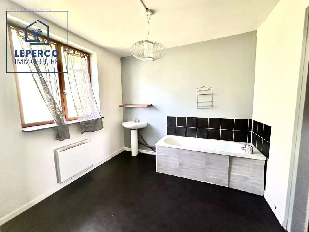 Maison à VILLERS-COTTERETS