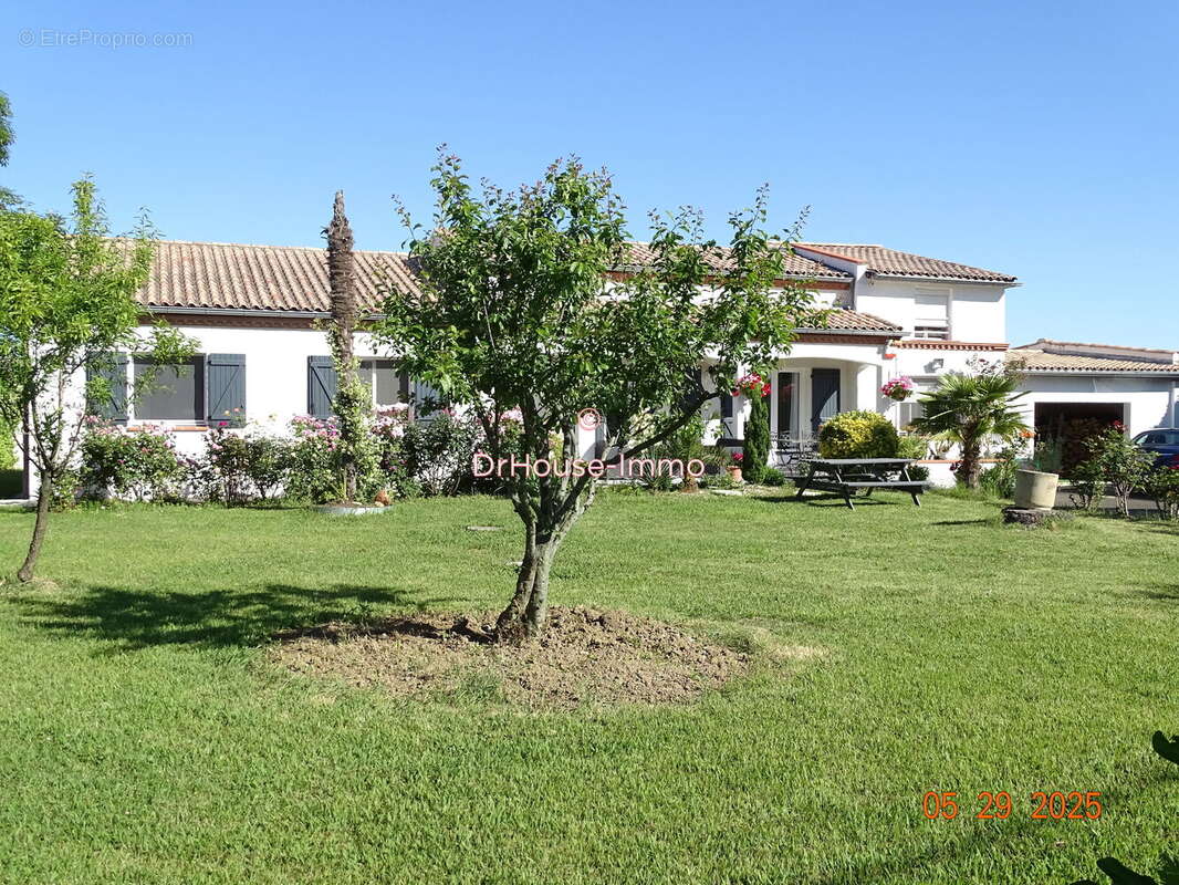 Maison à LAMASQUERE