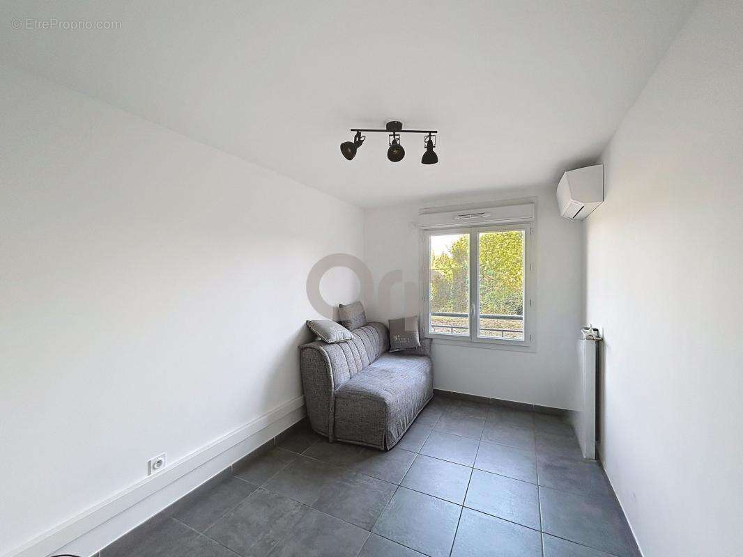 Appartement à LE MUY