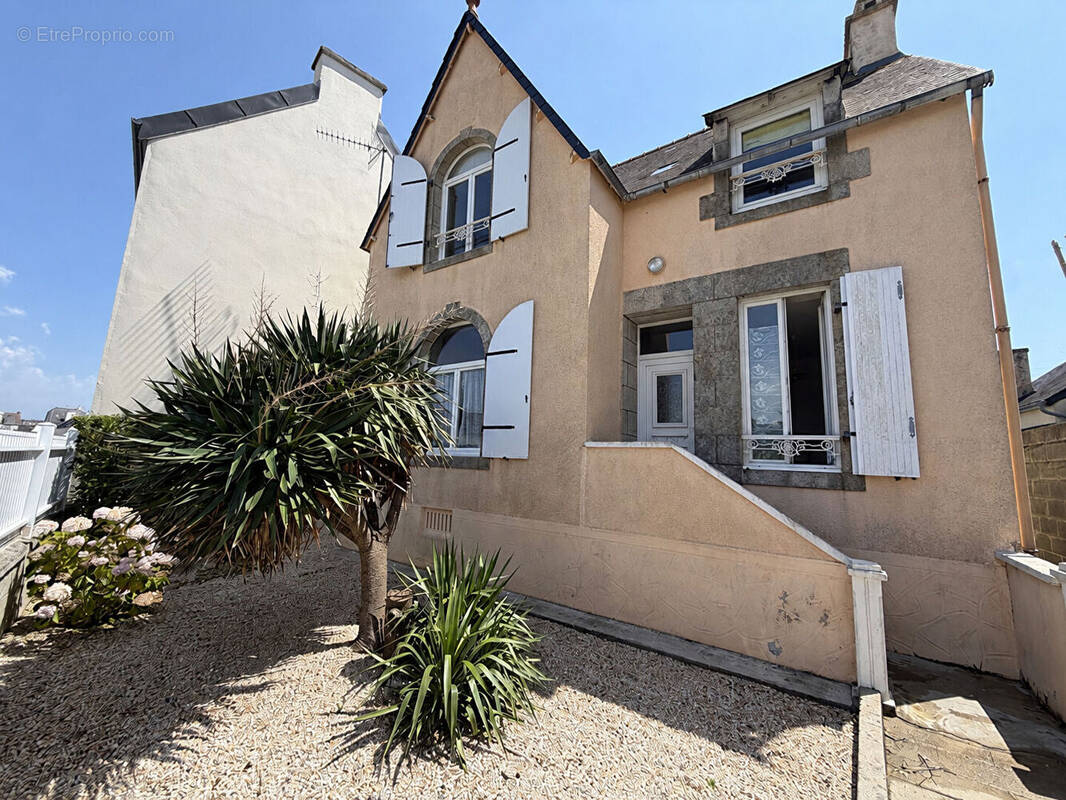 Maison à GUILVINEC