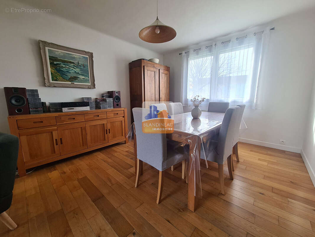 Maison à LA MONTAGNE