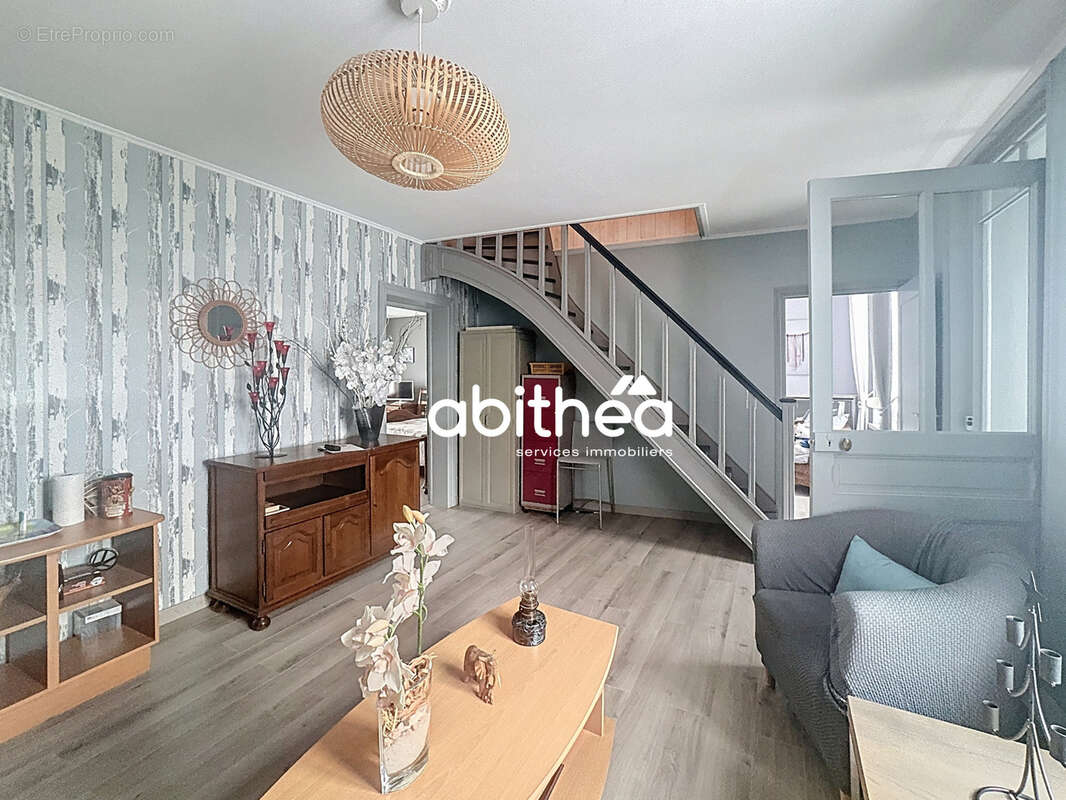 Maison à NOYELLES-GODAULT