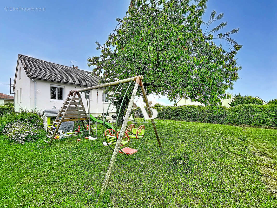 Maison à NANGIS