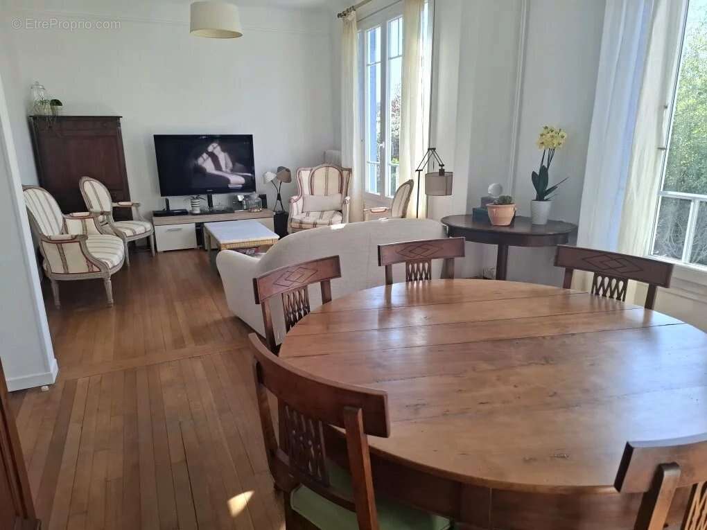 Maison à CROISSY-SUR-SEINE